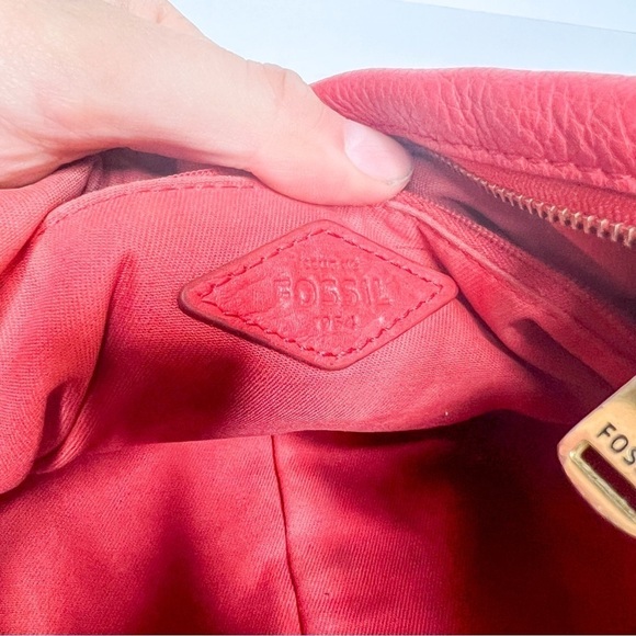 Fossil Crossbody Red Pink Purse Leather Medium - Picture 6 of 8